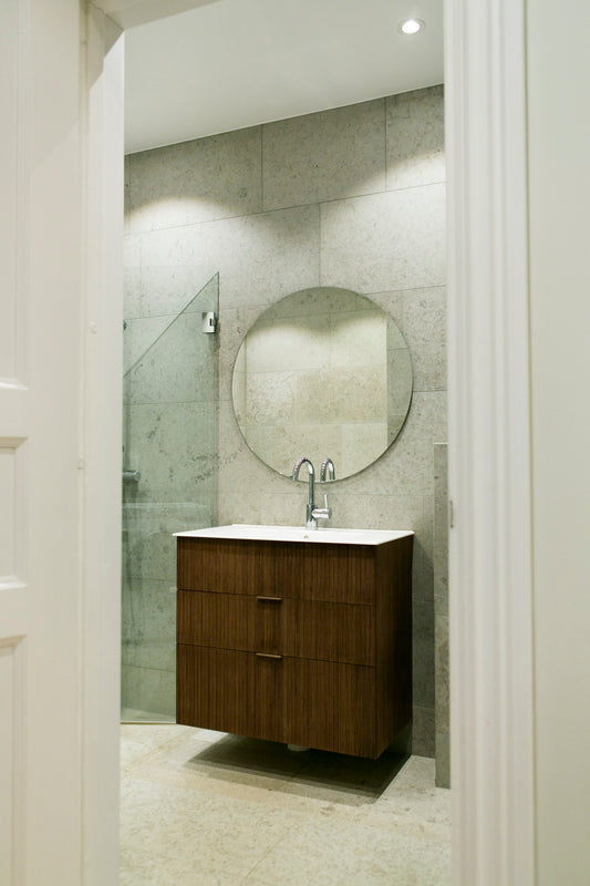 Bathroom vanity